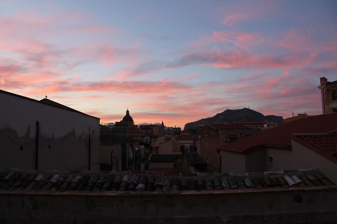 La Via Delle Biciclette Bed & Breakfast Palermo Exterior photo