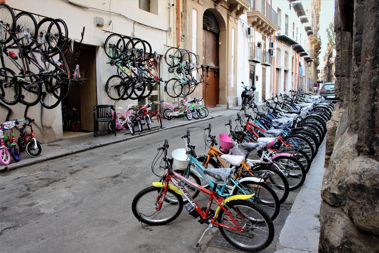 La Via Delle Biciclette Bed & Breakfast Palermo Exterior photo